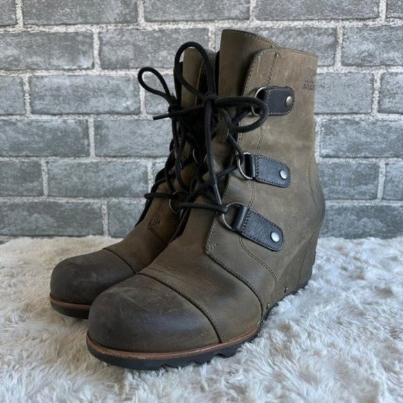 Sorel Women's Joan of Arctic Wedge Mid Boot Green Size 9.5 - Picture 1 of 10